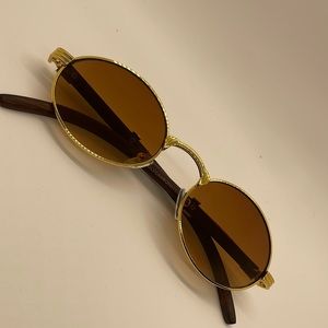 Sophisticated sunglasses